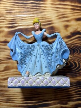 Disney Traditions Jim Shore Cinderella Figurine